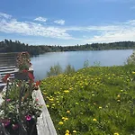 Victoria Lakefront In Lyseren Strandpark *
