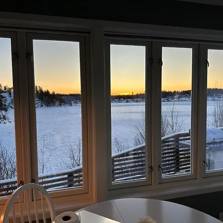 Victoria Lakefront In Lyseren Strandpark Holiday home Omberg