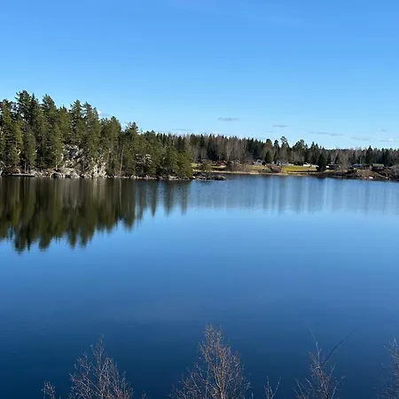 Victoria Lakefront In Lyseren Strandpark * Omberg
