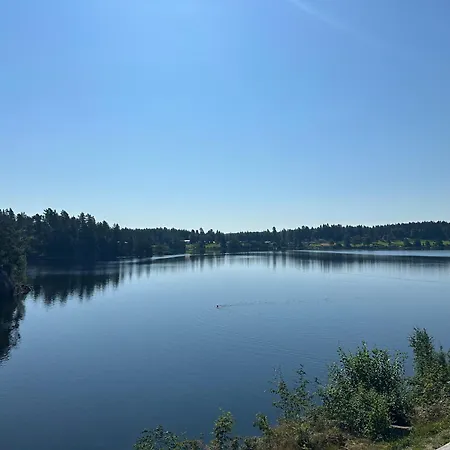 Victoria Lakefront In Lyseren Strandpark * Omberg