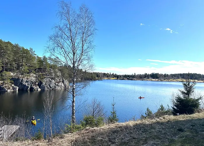 Victoria Lakefront In Lyseren Strandpark Omberg