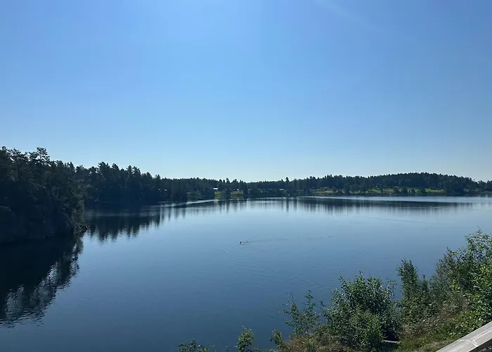 Victoria Lakefront In Lyseren Strandpark * Omberg